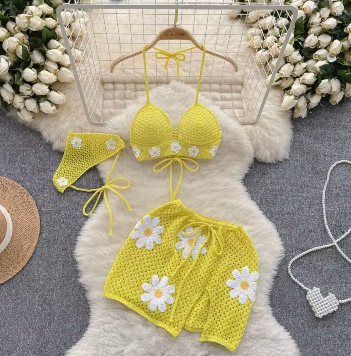Fun in the sun🌞 Daisy Handmade crochet skirt set with beanie.